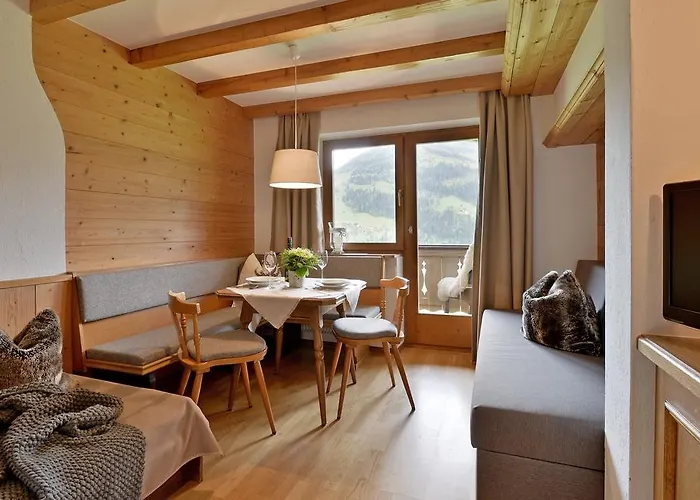 Haus Sunnbichl Апартаменты Хиппах