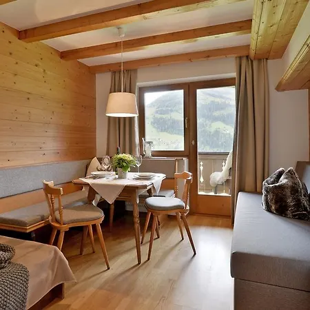 Haus Sunnbichl شقة هيباخ